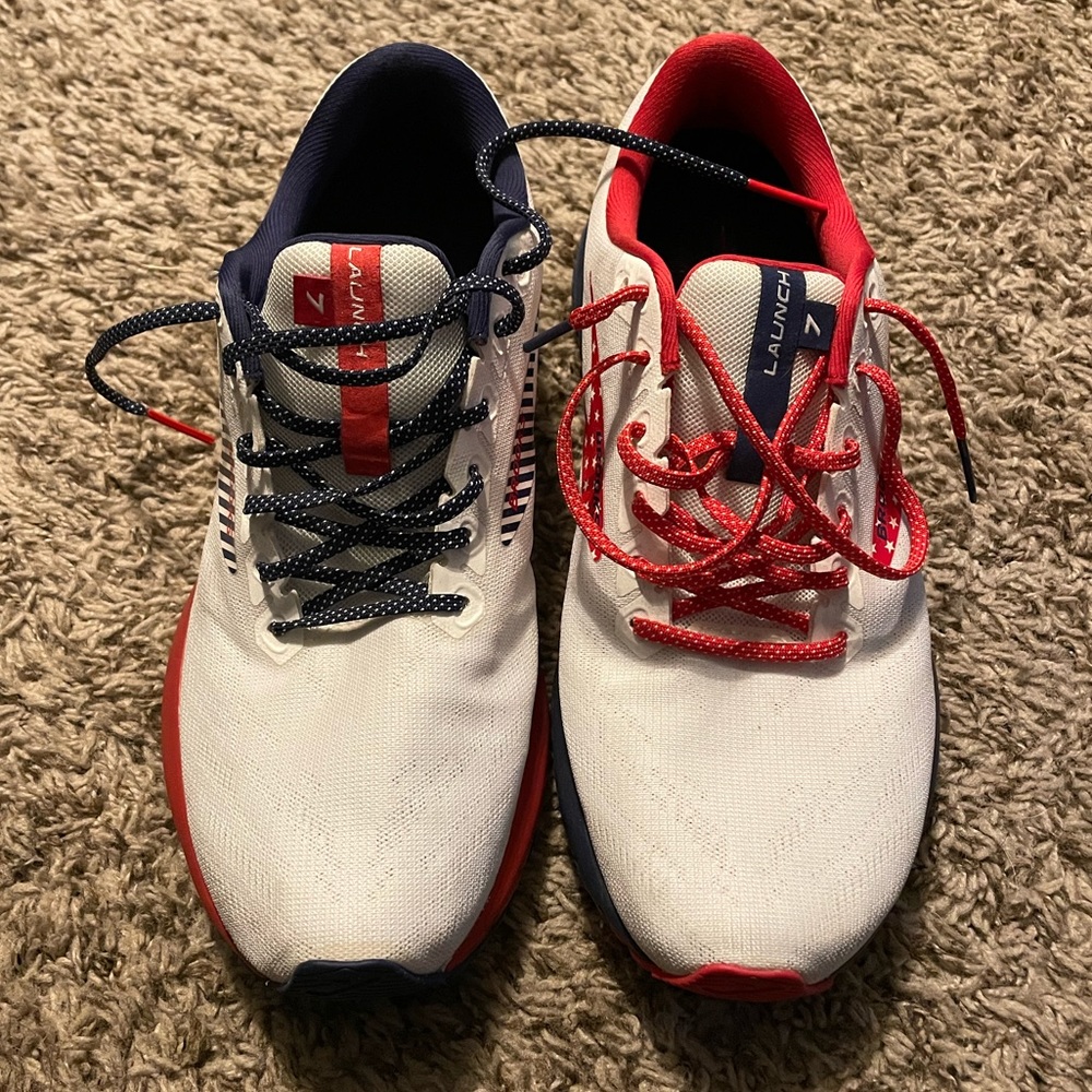 Women’s Brooks Launch - Size 10